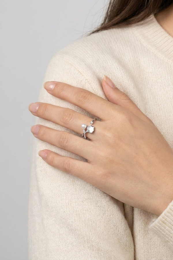 Silver Permium Elegant Daily Wear Finger Ring For Women