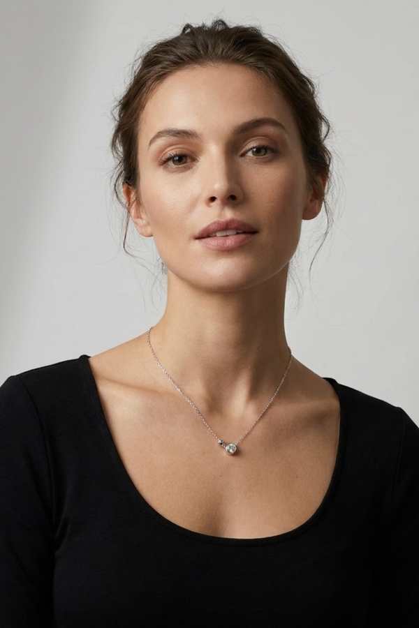 Silver Permium Stylish Pendant Necklace For Women