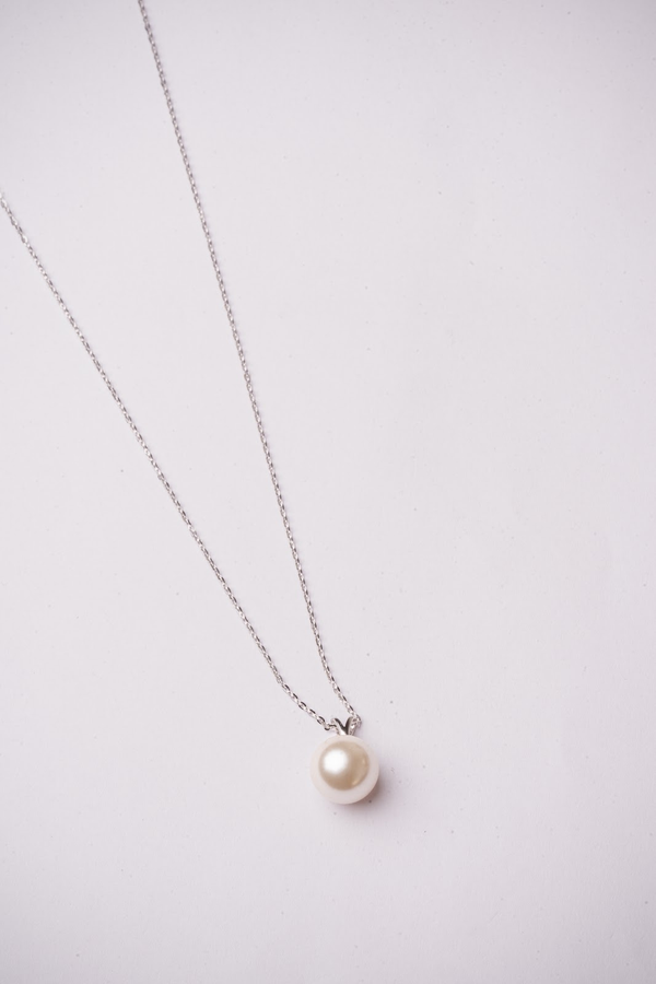 Silver Permium Stylish Pendant Necklace For Women
