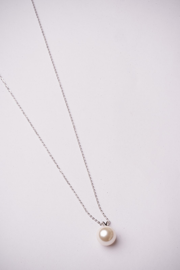 Silver Permium Stylish Pendant Necklace For Women